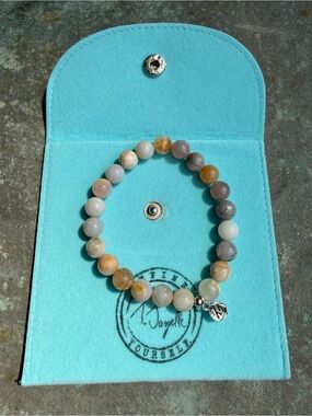 T Jazelle Multicolor Australian Agate Bracelet- Stacker